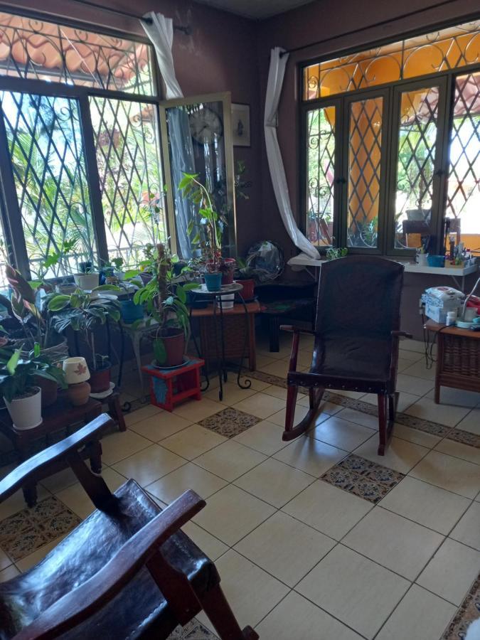 Hostel Kimmell / Hostal Familiar La Casita De Los Kimmell Las Tablas Bagian luar foto